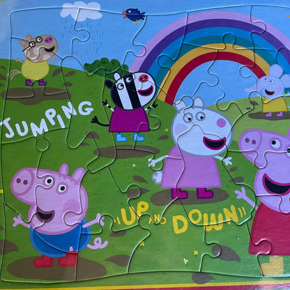 Childrens tray puzzle featuring Peppa Pig.